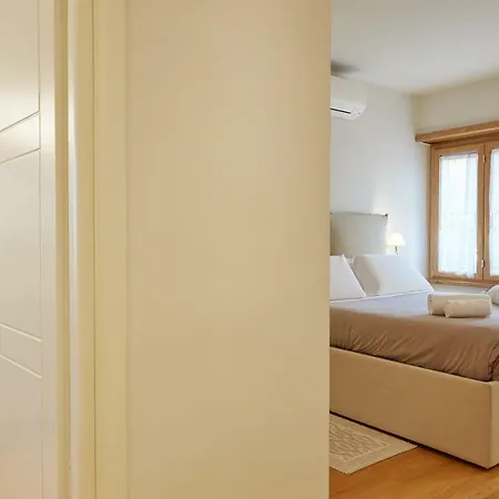 아파트 Vatican Luxury Penthouse With Terrace